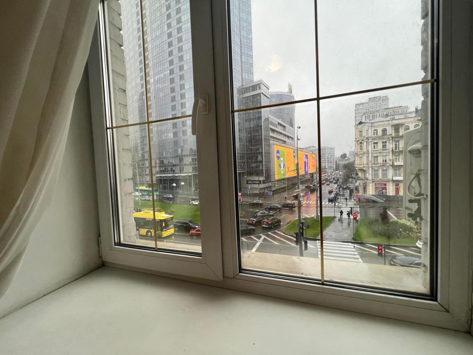 Apartment Near Gulliver Kiev Buitenkant foto